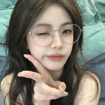 编织的女孩